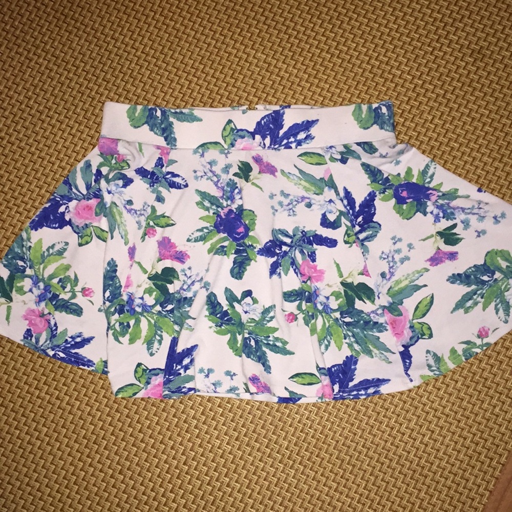 A floral H&M skirt